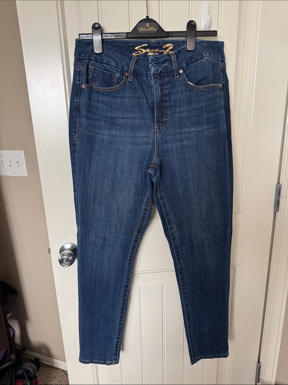 Seven7 Women’s Skinny Jeans in Dark Blue Denim